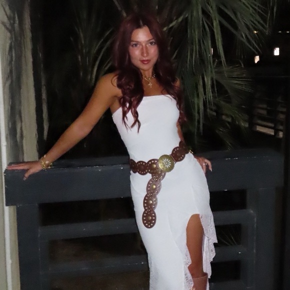 Meet your Posher, Isabella - Picture 1 of 1